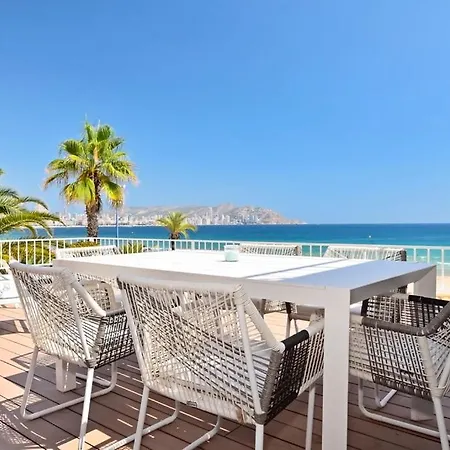 Appartement 70sqm Private Terrace In Front Of The Sea & 107sqm Brand New *