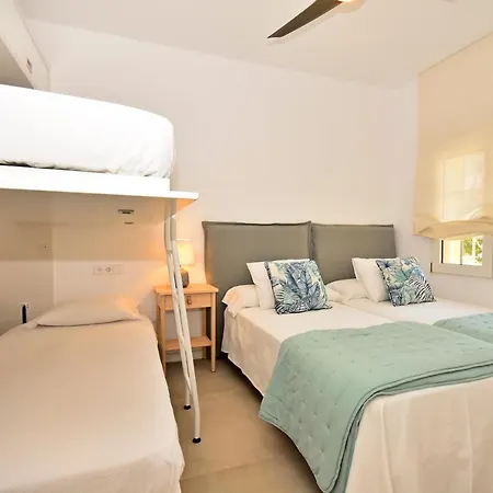 Appartement 70sqm Private Terrace In Front Of The Sea & 107sqm Brand New